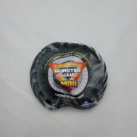 *Rare* Spin Master Monster Jam Mini Series 5 #198 Gold Zombie Monster Truck - Picture 1 of 3